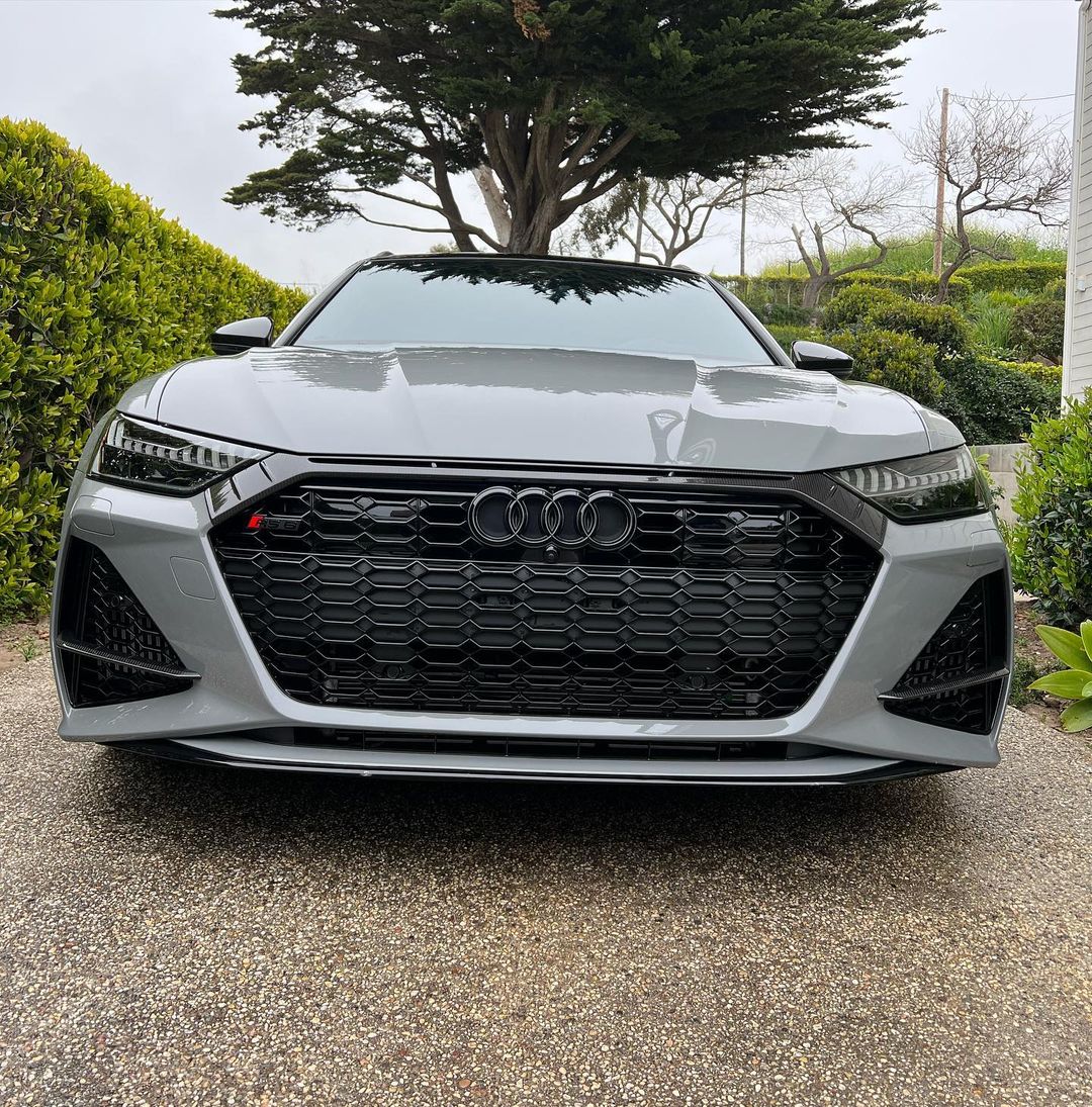 Car pic 10
